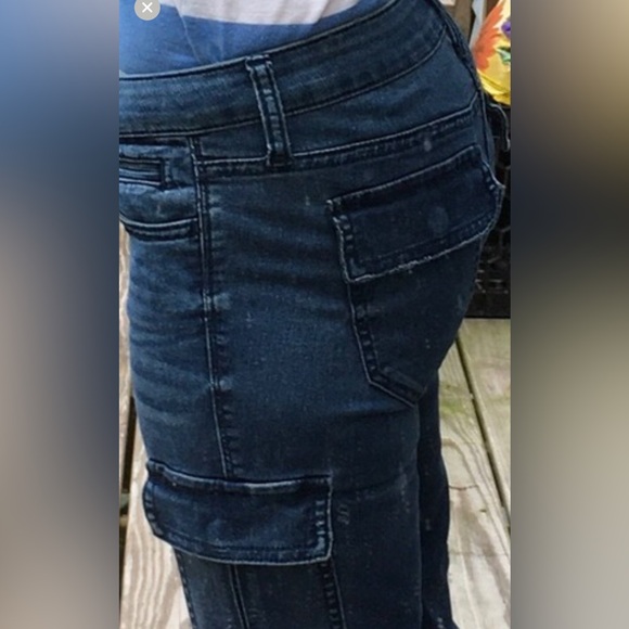 AEO Sz 2 low rise CARGO STYLE jegging/ skinny jeans - Picture 4 of 11
